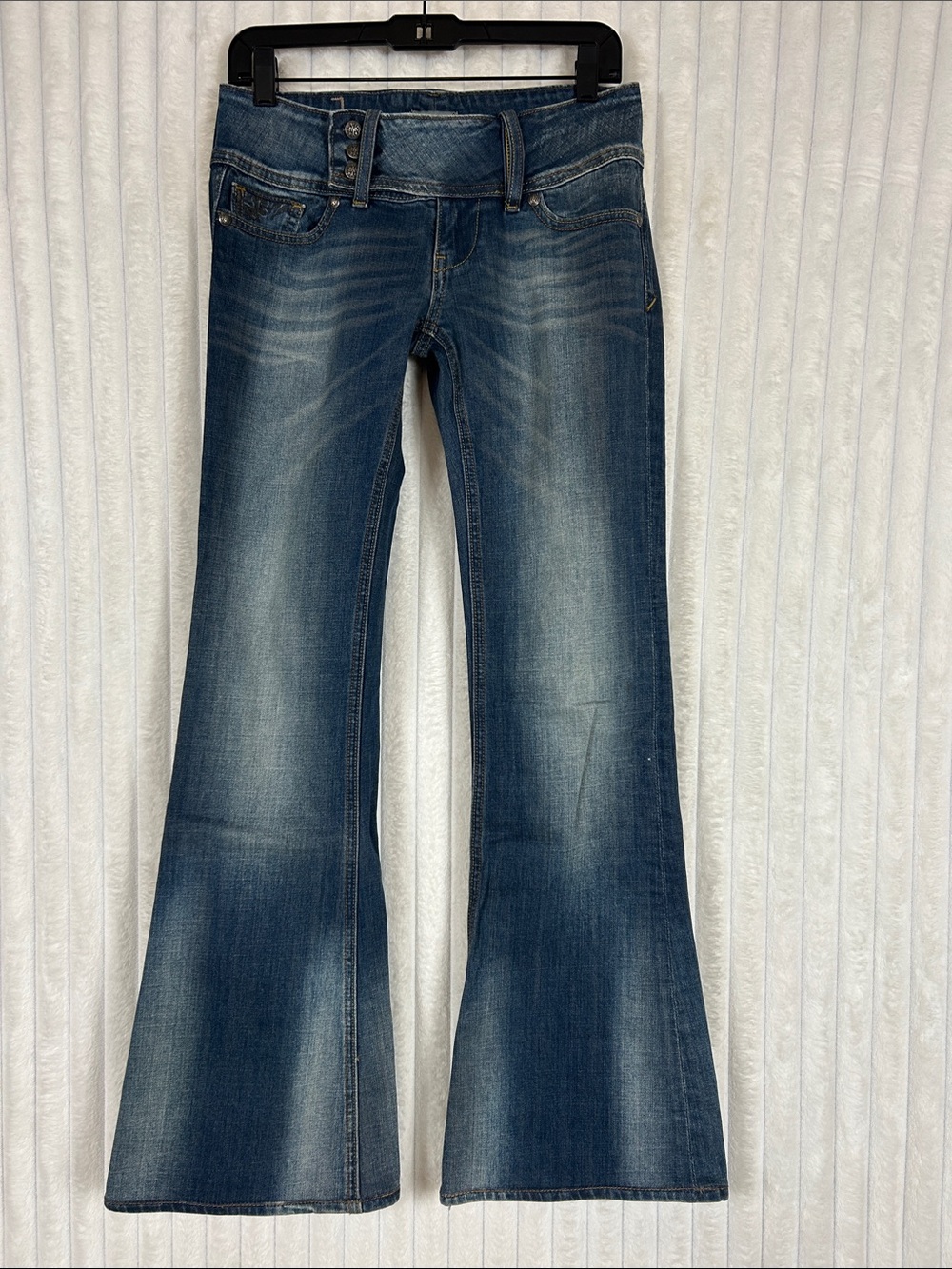 Y2K vintage re-rock for express Los Angeles, low rise, flare jeans, size 4